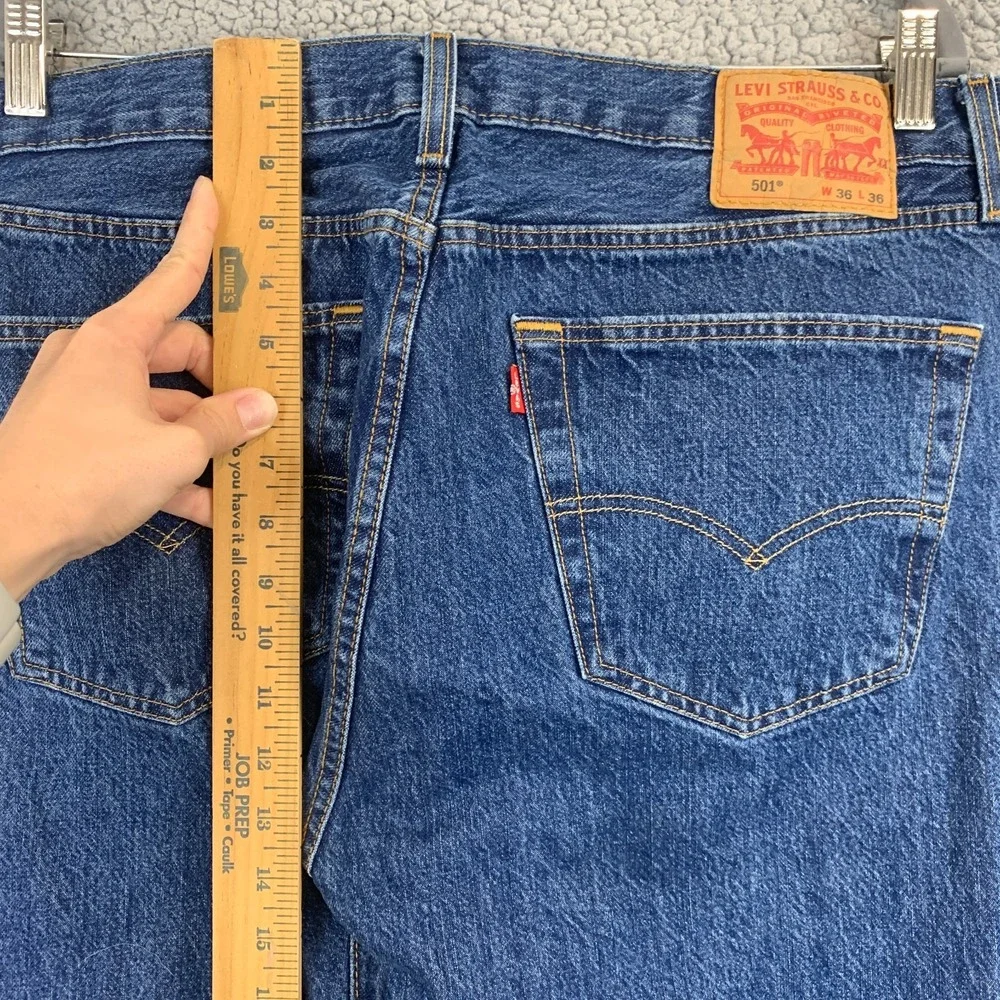 Levi's 501 Jeans Button Fly Size 36x36 Medium Wash EUC